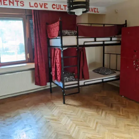 Hostel Re-born