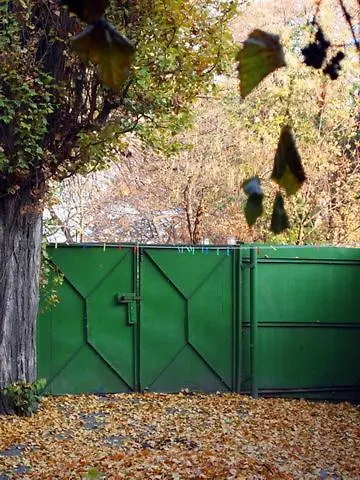 Re-born אכסניה טימישוארה